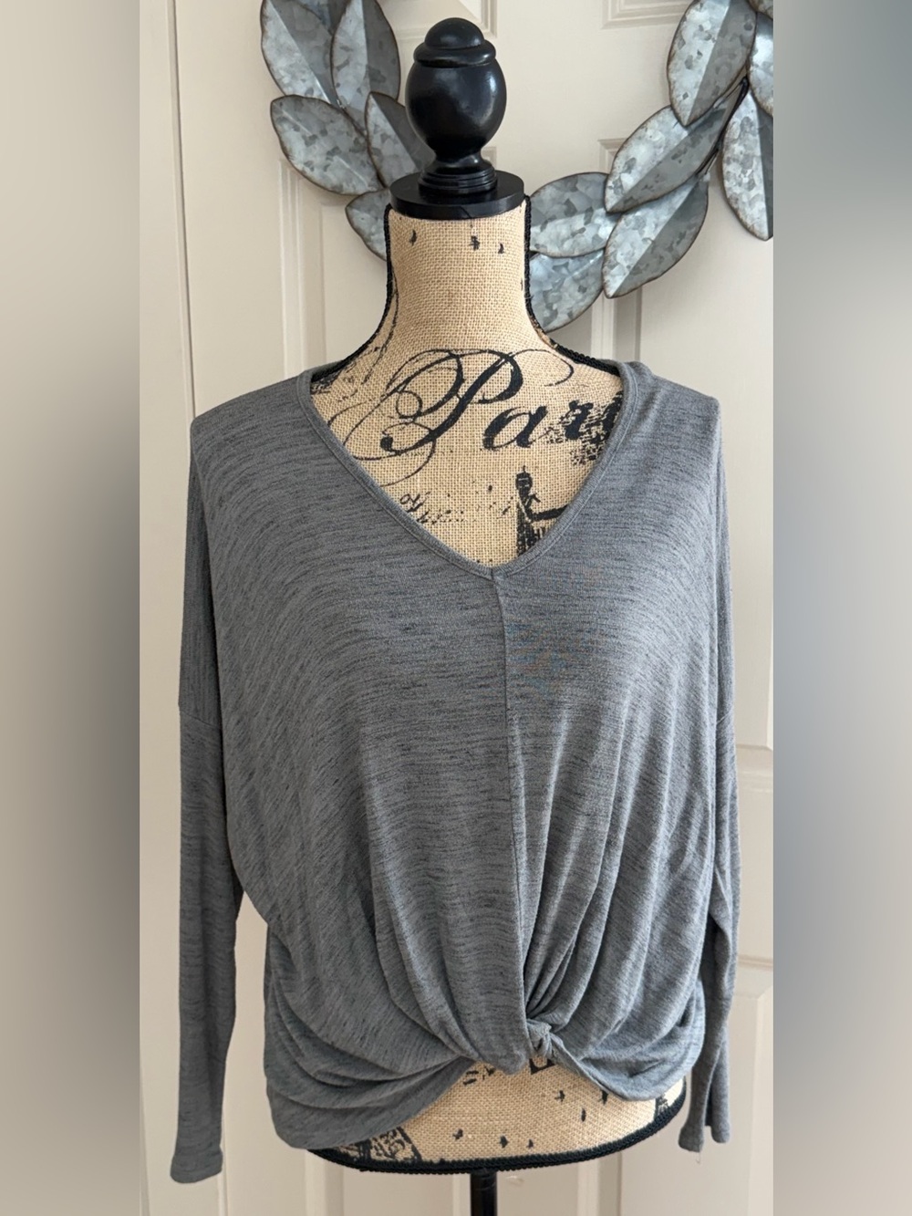 926: Hummingbird V-Neck Twist Front Long Sleeve Top - Medium
